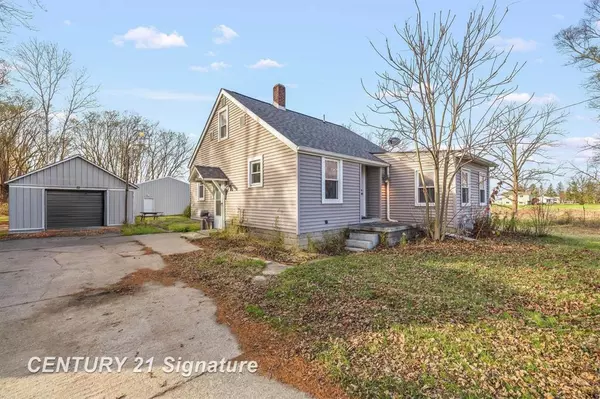 2378 S Garfield Road, Beaver Twp, MI 48611