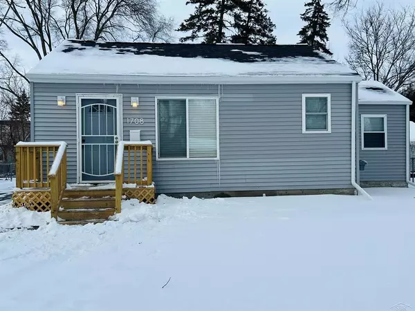 1708 Division Street,  Saginaw,  MI 48602