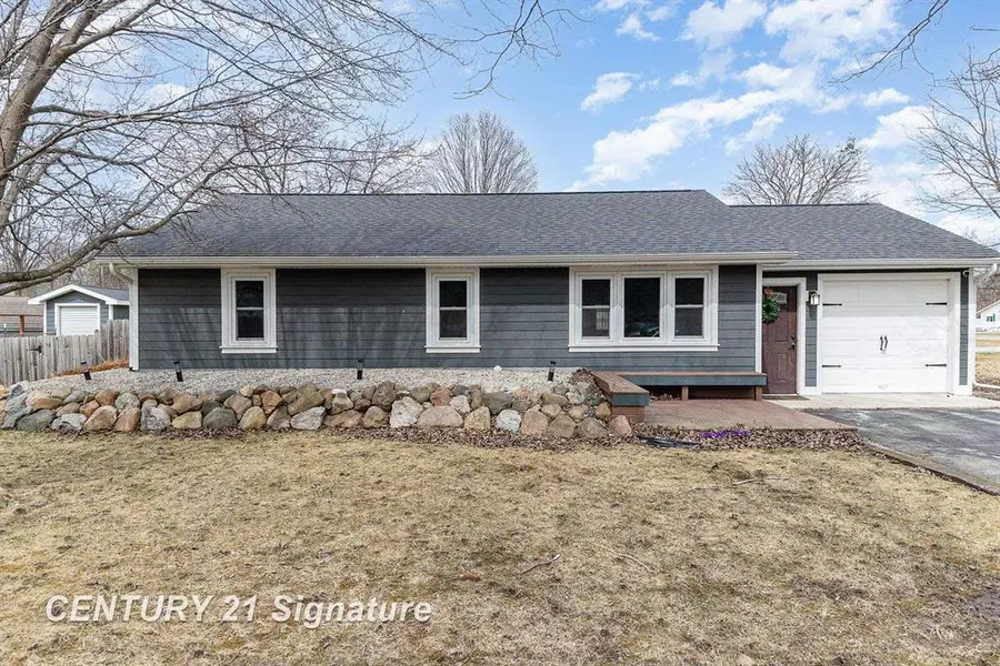 5024 Kencliff Drive, Saginaw Twp, MI 48638
