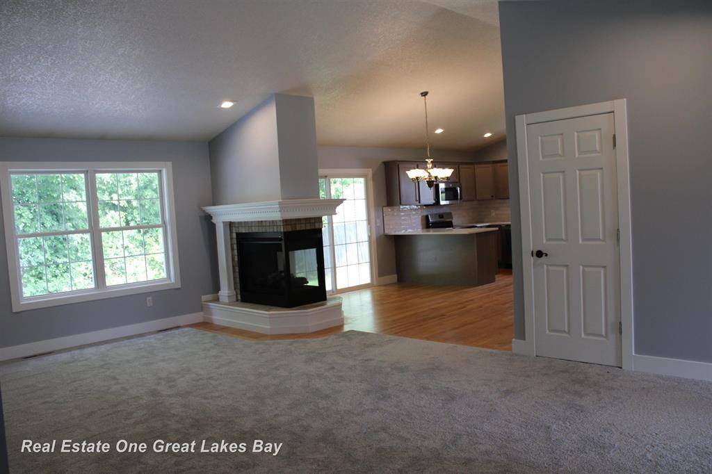 Tittabawassee Twp, MI 48623,8311 Goldfinch Road