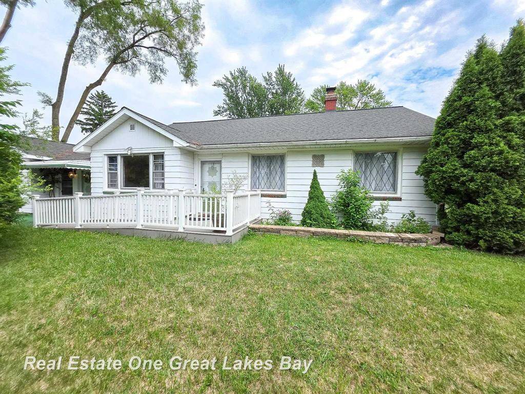 1520 Coolidge Avenue, Saginaw Twp, MI 48638