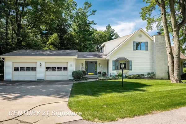 33 Ferro Street, Sanford Vlg, MI 48657