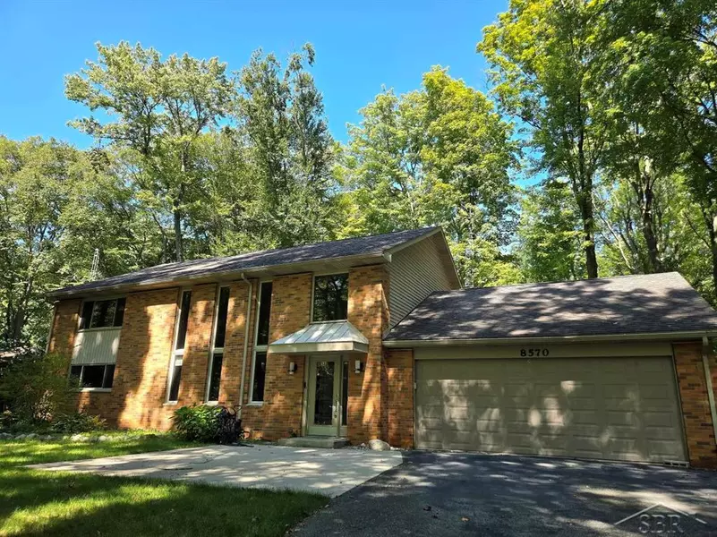 8570 Hornbeam Lane, Saginaw Twp, MI 48603