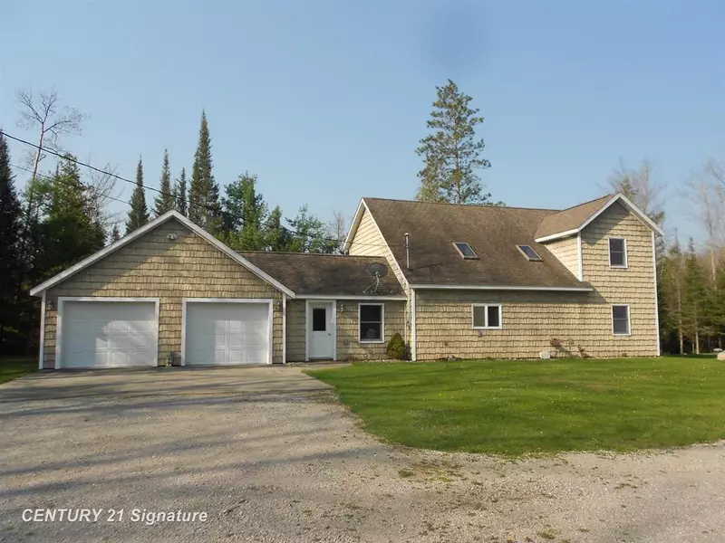 590 Fleetwater Road, Big Creek Twp, MI 48636