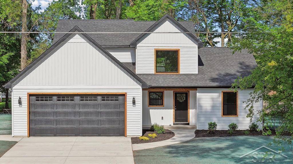 1202 S Hemlock Road, Richland Twp, MI 48626
