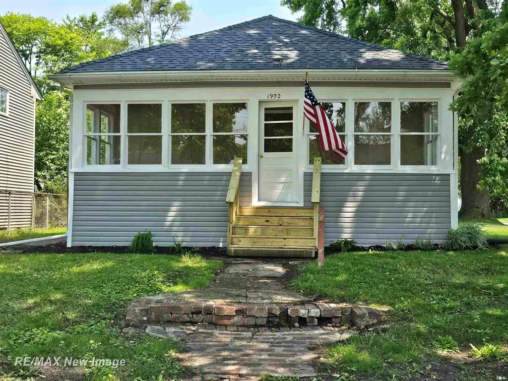 Saginaw, MI 48602,1902 Newberry Street