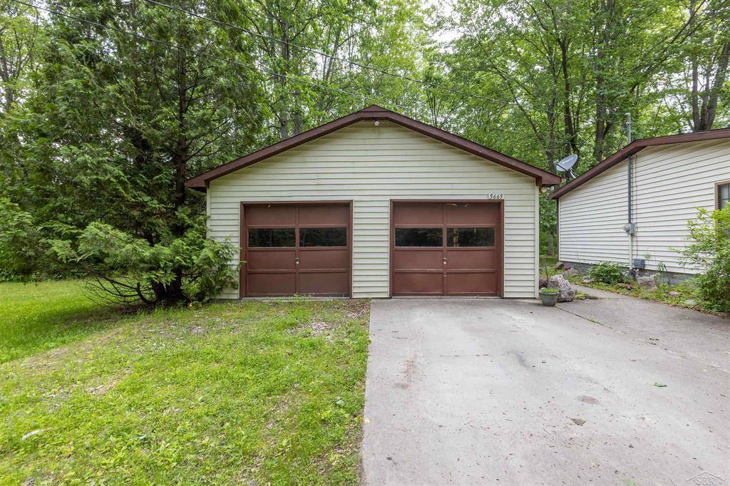 Mills Twp, MI 48624,5665 N Sturgeon Road