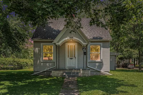 2111 E Ashman Street, Midland, MI 48642