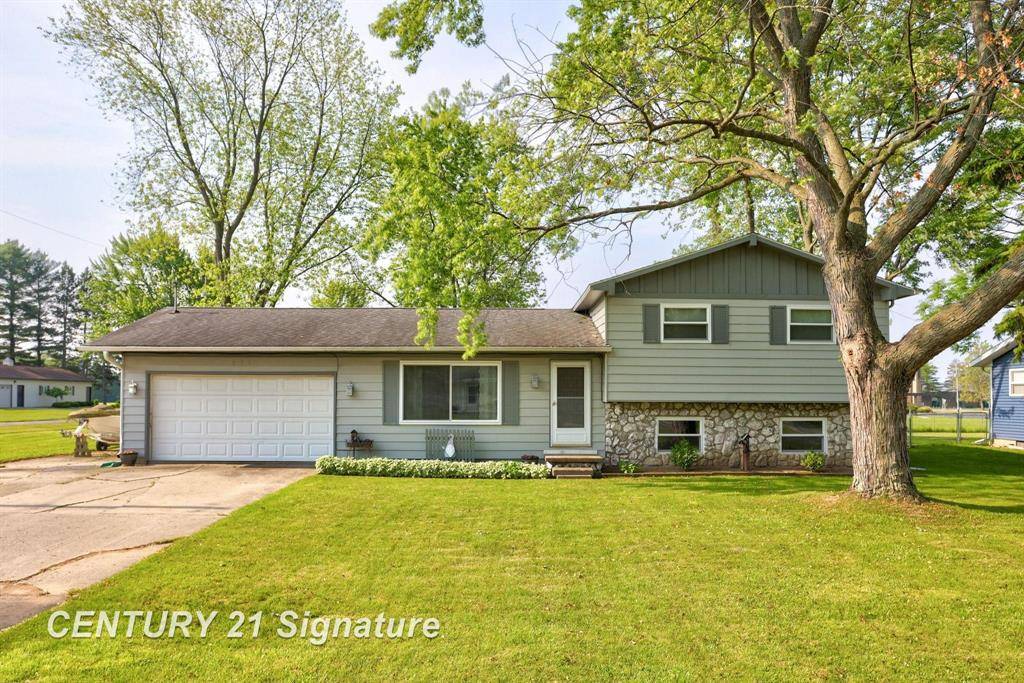 942 Wheelock Street, Tittabawassee Twp, MI 48623