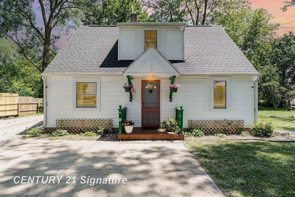 5430 N Center Road, Kochville Twp, MI 48604