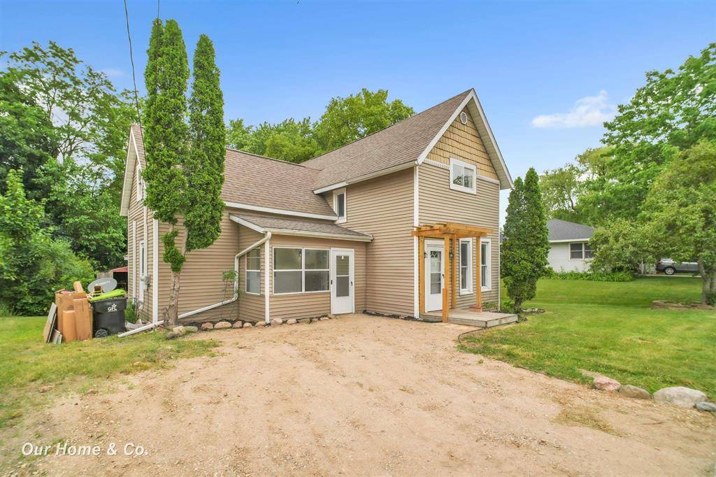 Grant Twp, MI 48617,306 W 6th Street