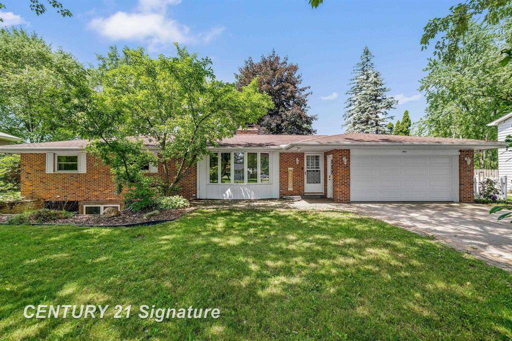 9 Wiltse Court, Saginaw Twp, MI 48603