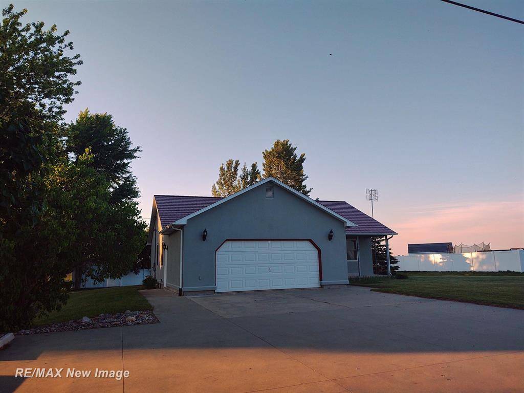 Kawkawlin Twp, MI 48631,661 E Beaver Road