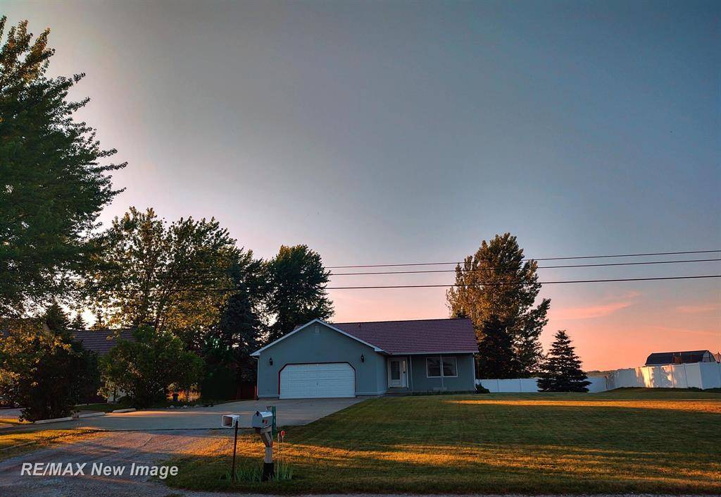 661 E Beaver Road, Kawkawlin Twp, MI 48631
