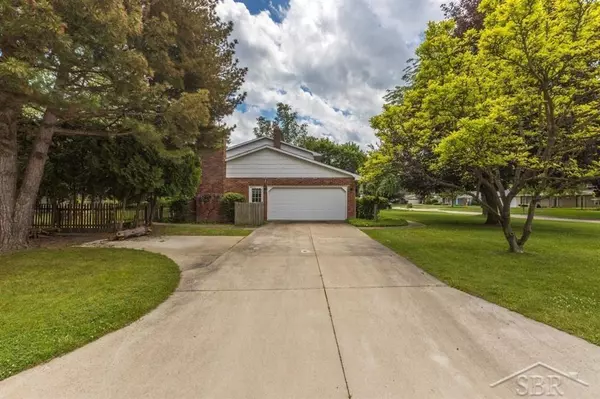 Saginaw Twp, MI 48638,595 Stoneham Road
