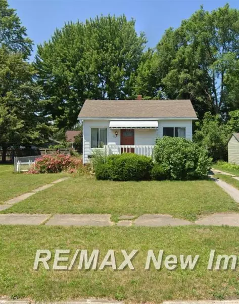 705 N Dewitt Street, Bay City, MI 48706