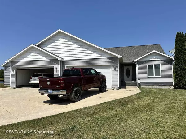 Beaverton, MI 48612,123/125 Pearson Street