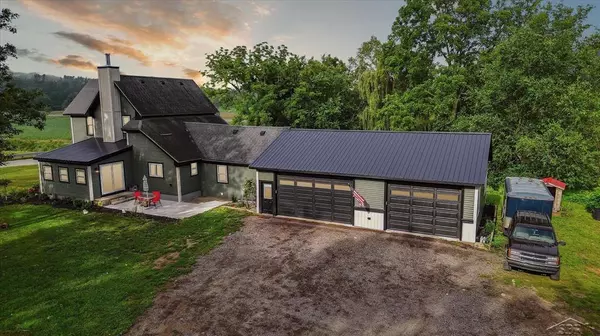 4533 E Tittabawassee Road, Ingersoll Twp, MI 48623