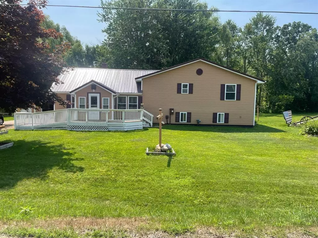 Pinconning Twp, MI 48650,2670 E Pinconning Road