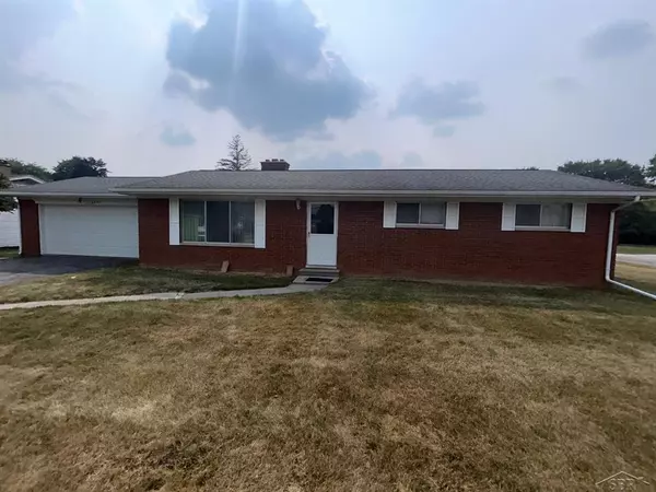 2795 Dexter Drive, Saginaw Twp, MI 48603