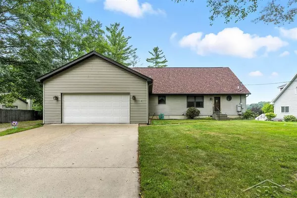 Edenville Twp, MI 48657,5505 N Clarence Court