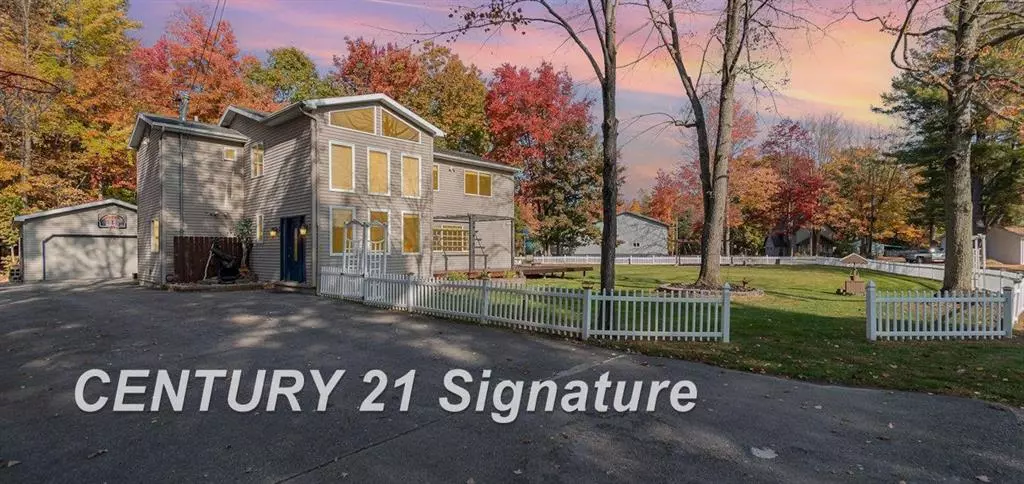 7451 N Narragannett Drive, Hope Twp, MI 48628