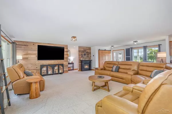 Pinconning Twp, MI 48650,5605 N Shore Road