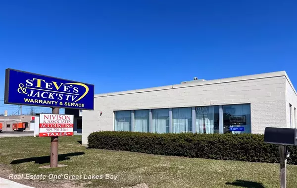 3270 Bay Road, Saginaw Twp, MI 48603
