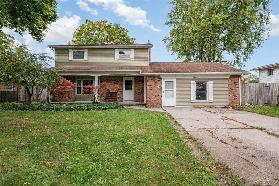 2789 Dunmore Drive, Saginaw Twp, MI 48603
