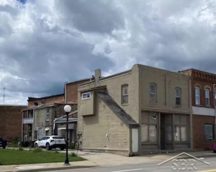 106 E Adrian Street, Blissfield Vlg, MI 49228
