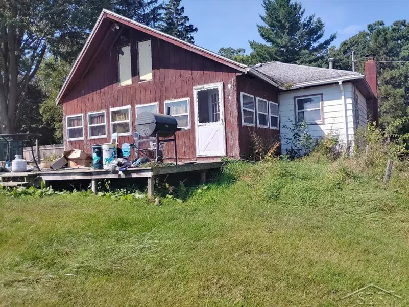 8489 Rives Junction Road, Jackson, MI 49277