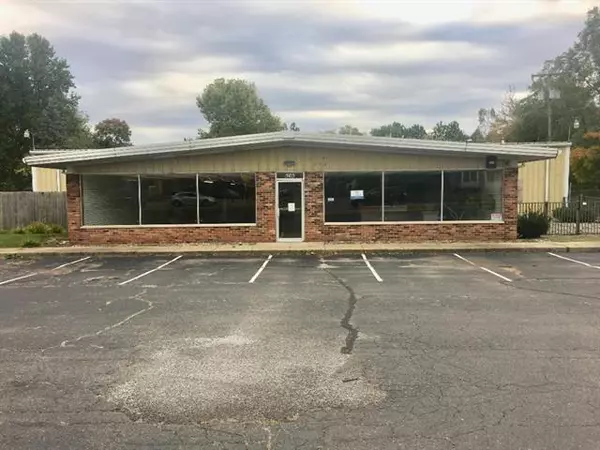 Coldwater Twp, MI 49036,383 W Chicago Street