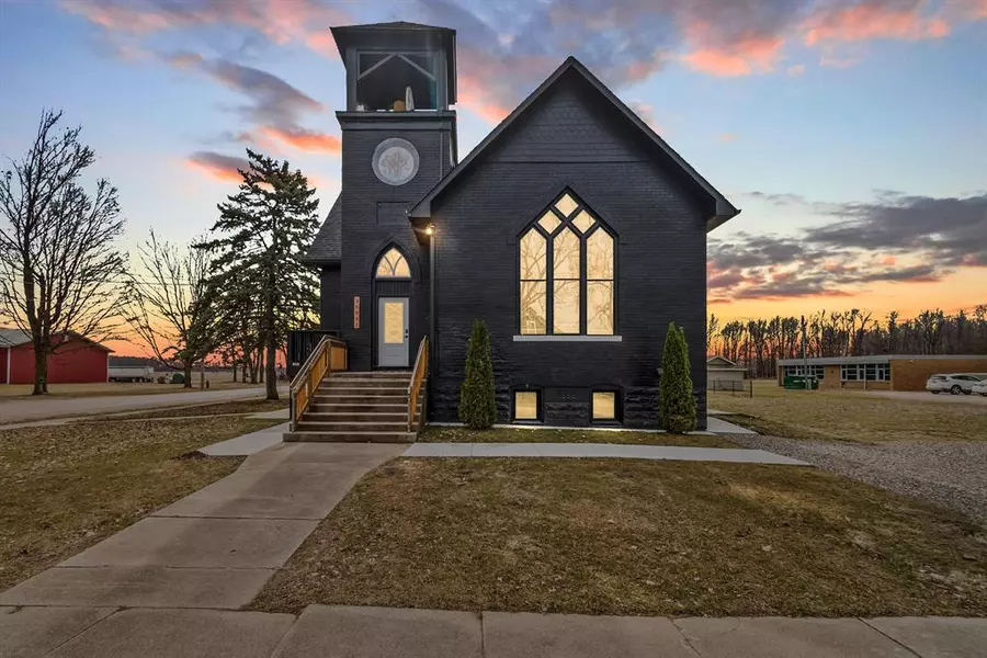30991 Church Street, Leonidas Twp, MI 49066