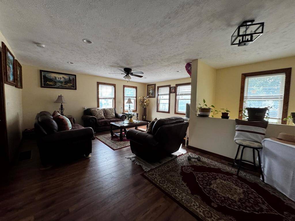 Bronson, MI 49028,313 N Matteson Street