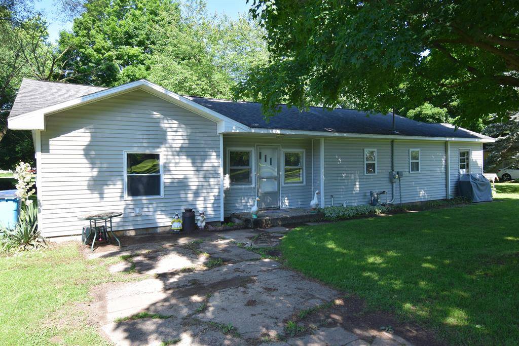 325 Dallas Street, Colon Vlg, MI 49040