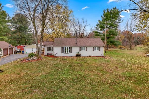 6703 Oak Grove Road, Newton Twp, MI 49029
