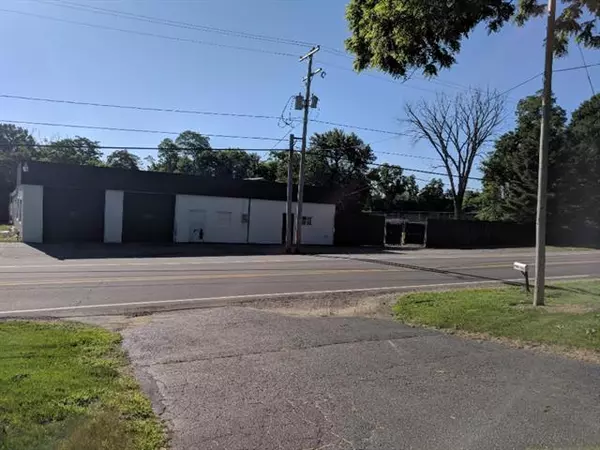 725 Main Street, Emmett Twp, MI 49014