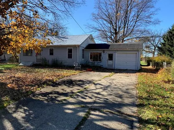 15171 Ackerson Drive, Emmett Twp, MI 49014