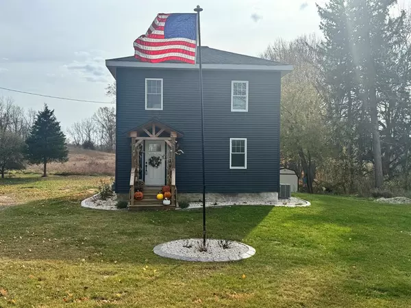 8551 Greenfield Highway, Bellevue Twp, MI 49021