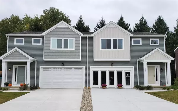 1031 Rebecca Street 12, Marshall, MI 49068
