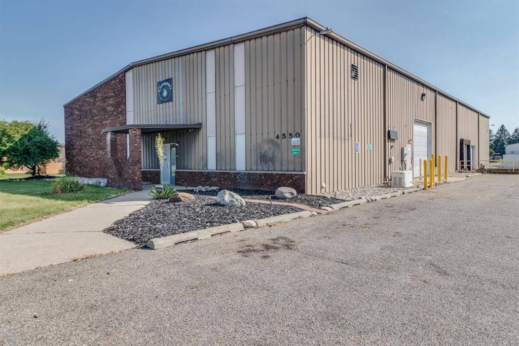 4550 Wayne Road, Springfield, MI 49037