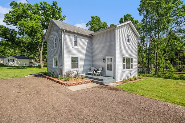 Marshall, MI 49068,802 Clinton Street