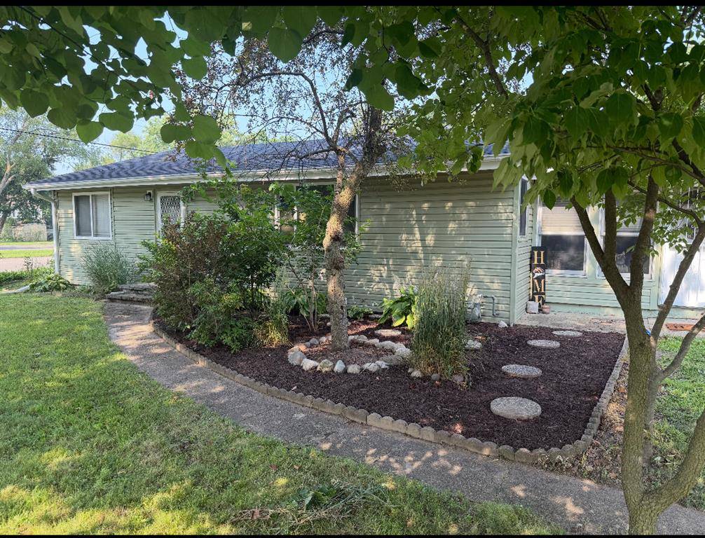 450 E Ave N, Pennfield Twp, MI 49017
