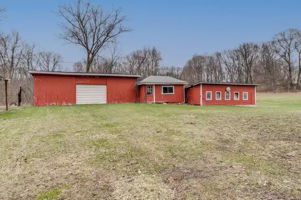 8729 D Drive S, Newton Twp, MI 49033