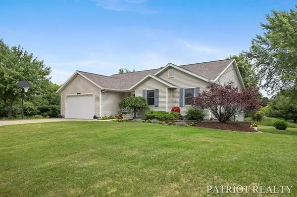 2150 Peters Road, Casnovia Twp, MI 49327