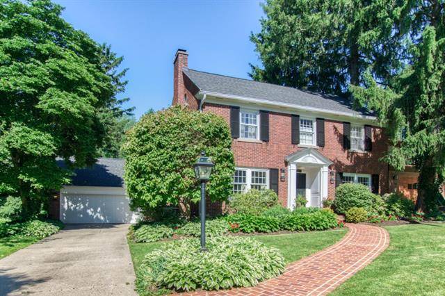947 San Jose Drive SE, East Grand Rapids, MI 49506