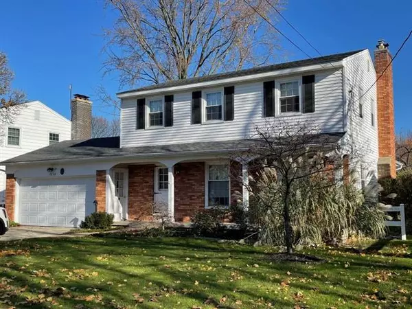 2256 Ridgewood Avenue SE, Grand Rapids, MI 49546