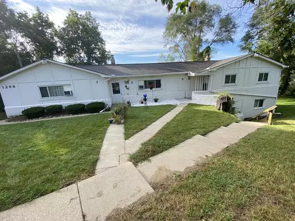 1298 E Highland Road, Milford, MI 48382