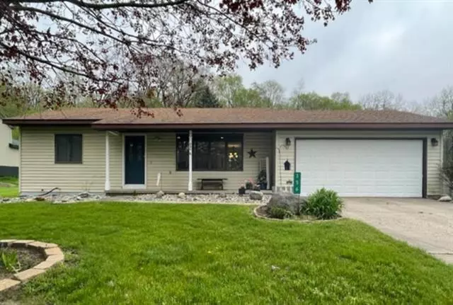 356 N Higbee Street, Lyons, MI 48851