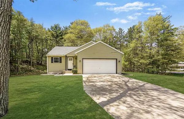 2183 Sugaridge Drive, Laketon Twp, MI 49445